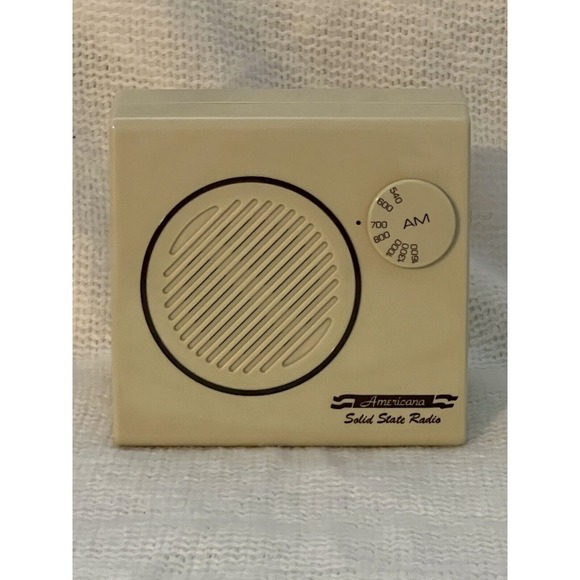 Vintage Americana Solid State AM Radio Model 620 9 Volt Works Great! - Picture 1 of 2